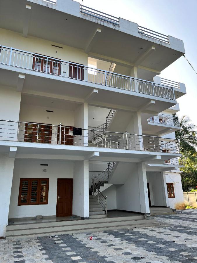Wayanad Biriyomz Residency, Kalpatta, Cost And Deluxe Kalpetta