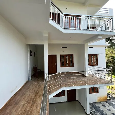 Wayanad Biriyomz Residency, Kalpatta, Low Cost Rooms And Deluxe Apartment Exterior photo
