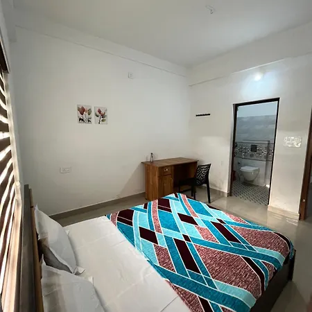 Wayanad Biriyomz Residency, Kalpatta, Low Cost Rooms And Deluxe Apartment Exterior photo